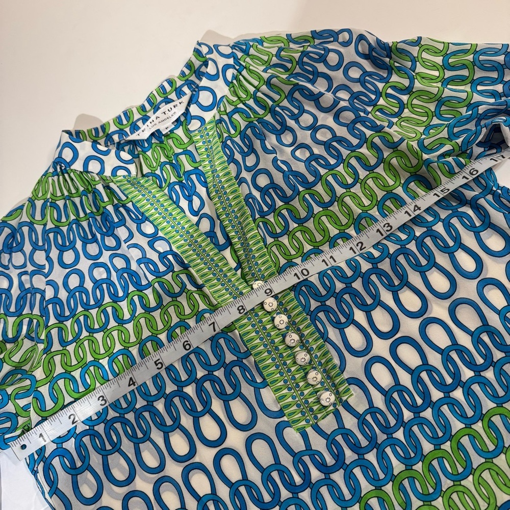 Trina Turk Blue & Green Chain-Print Long-Sleeve Silk Blouse Small - Picture 5 of 9